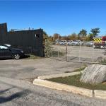 1 Whitlam Avenue, Toronto, ON M8V 2K2