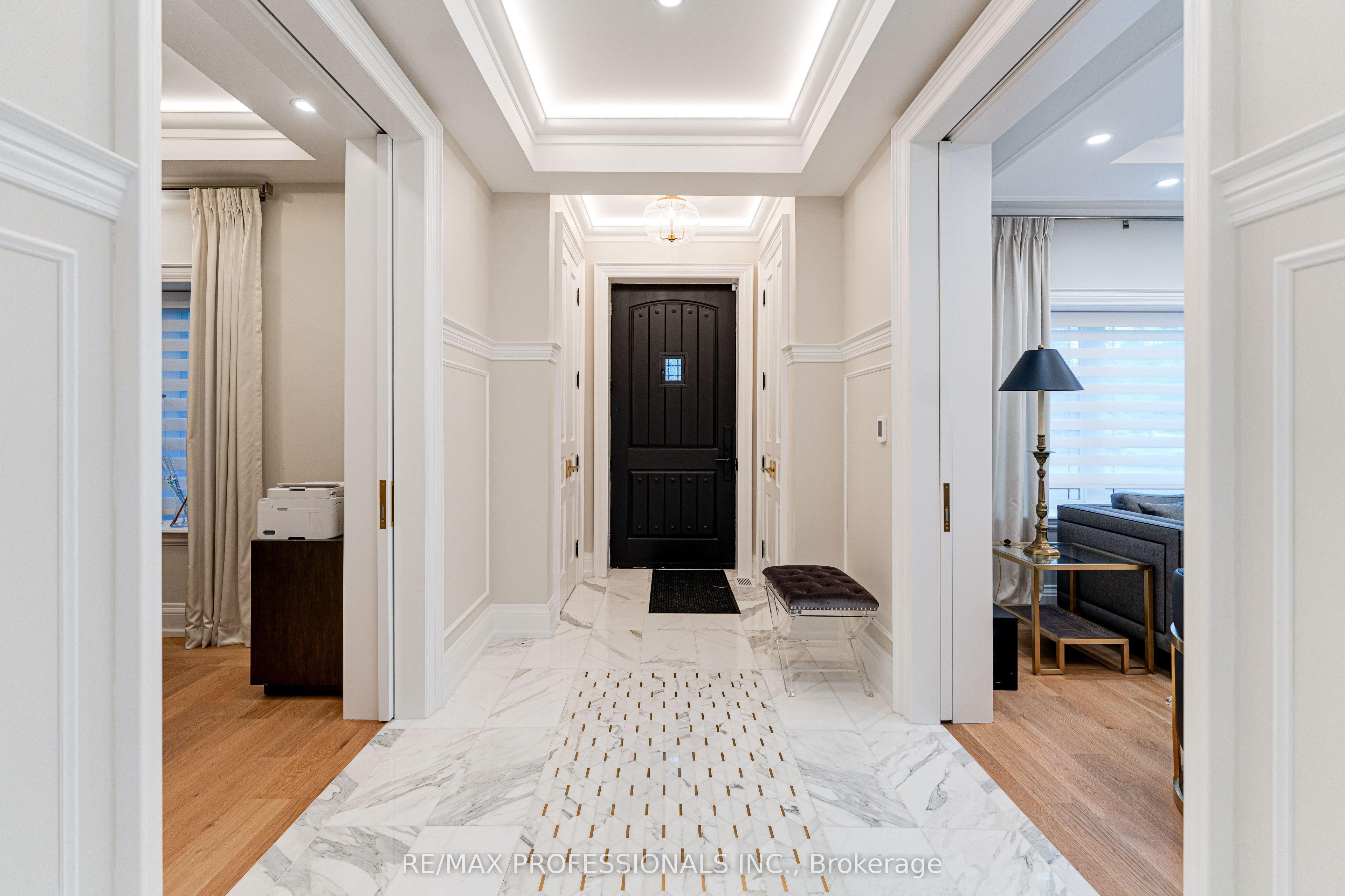 161 The Kingsway, Toronto, ON M8X 2V5