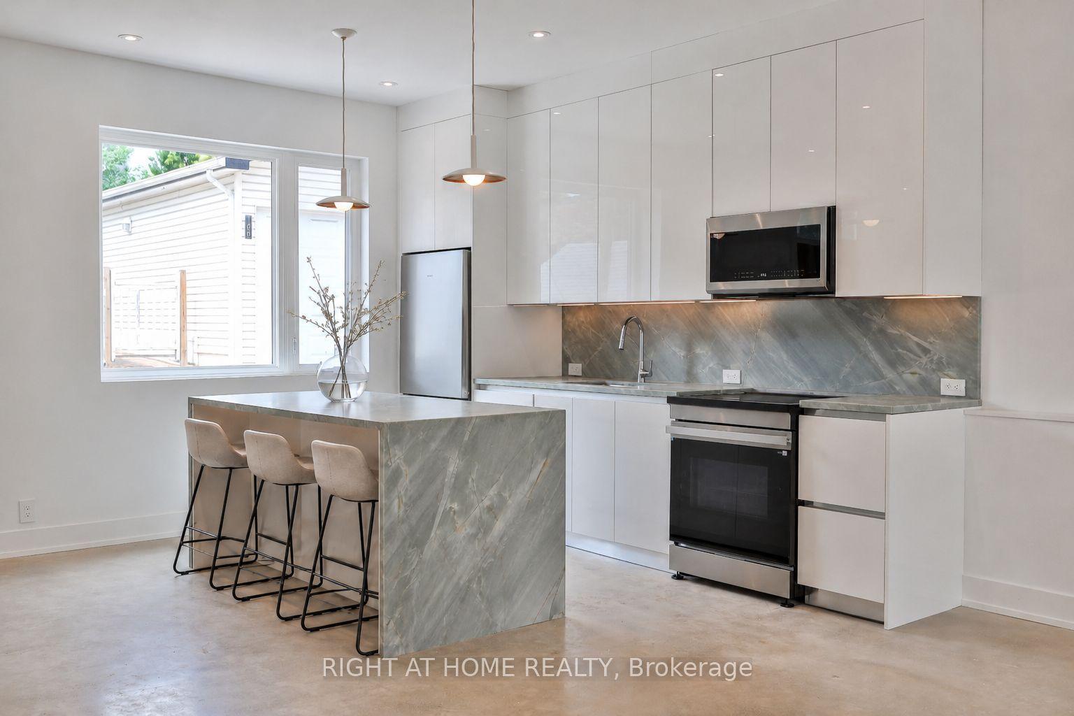 266 Indian Grove Laneway House, Toronto, ON M6P 2H5