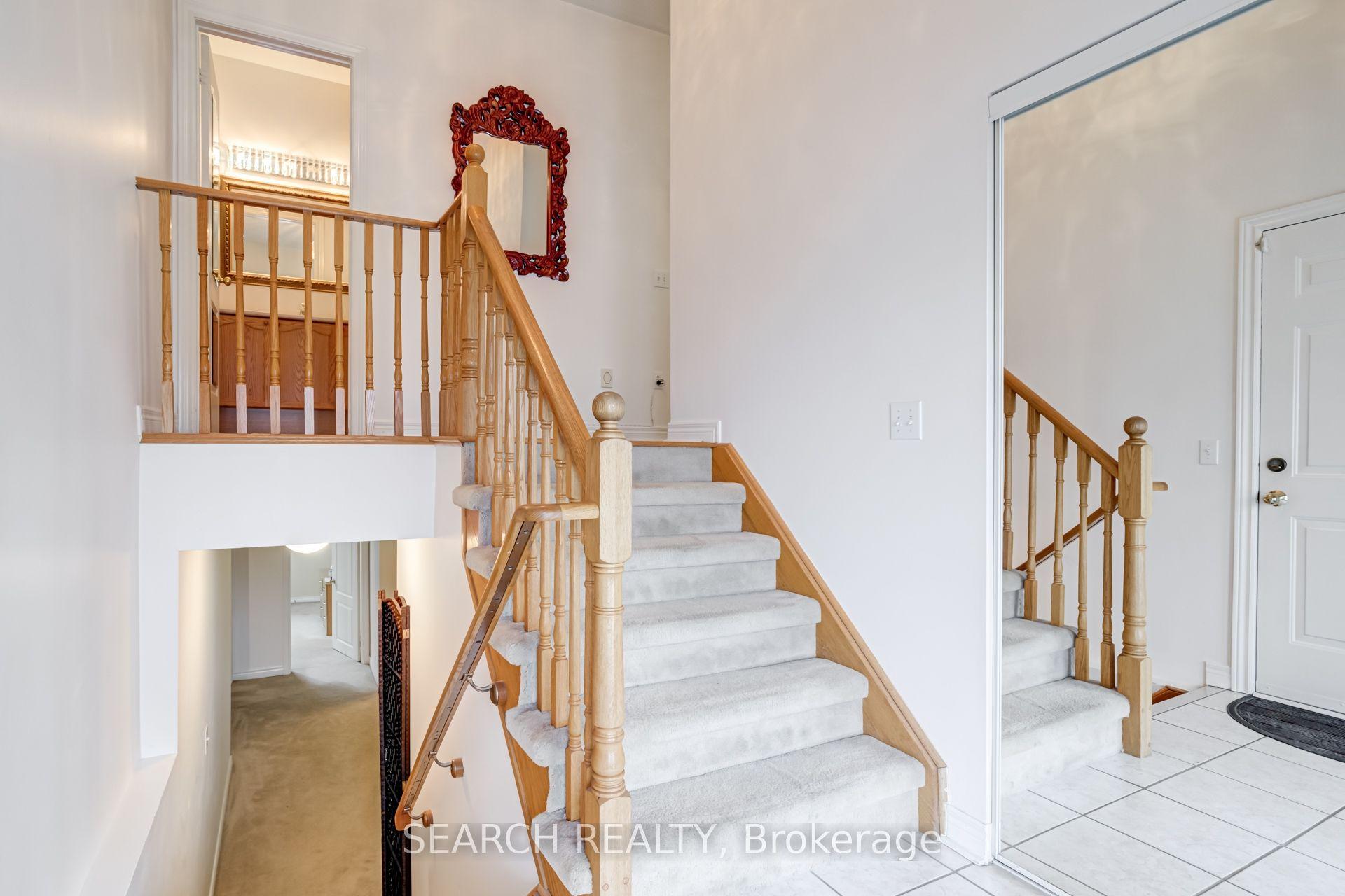 19 Treeline Boulevard, Brampton, ON L6P 1C5