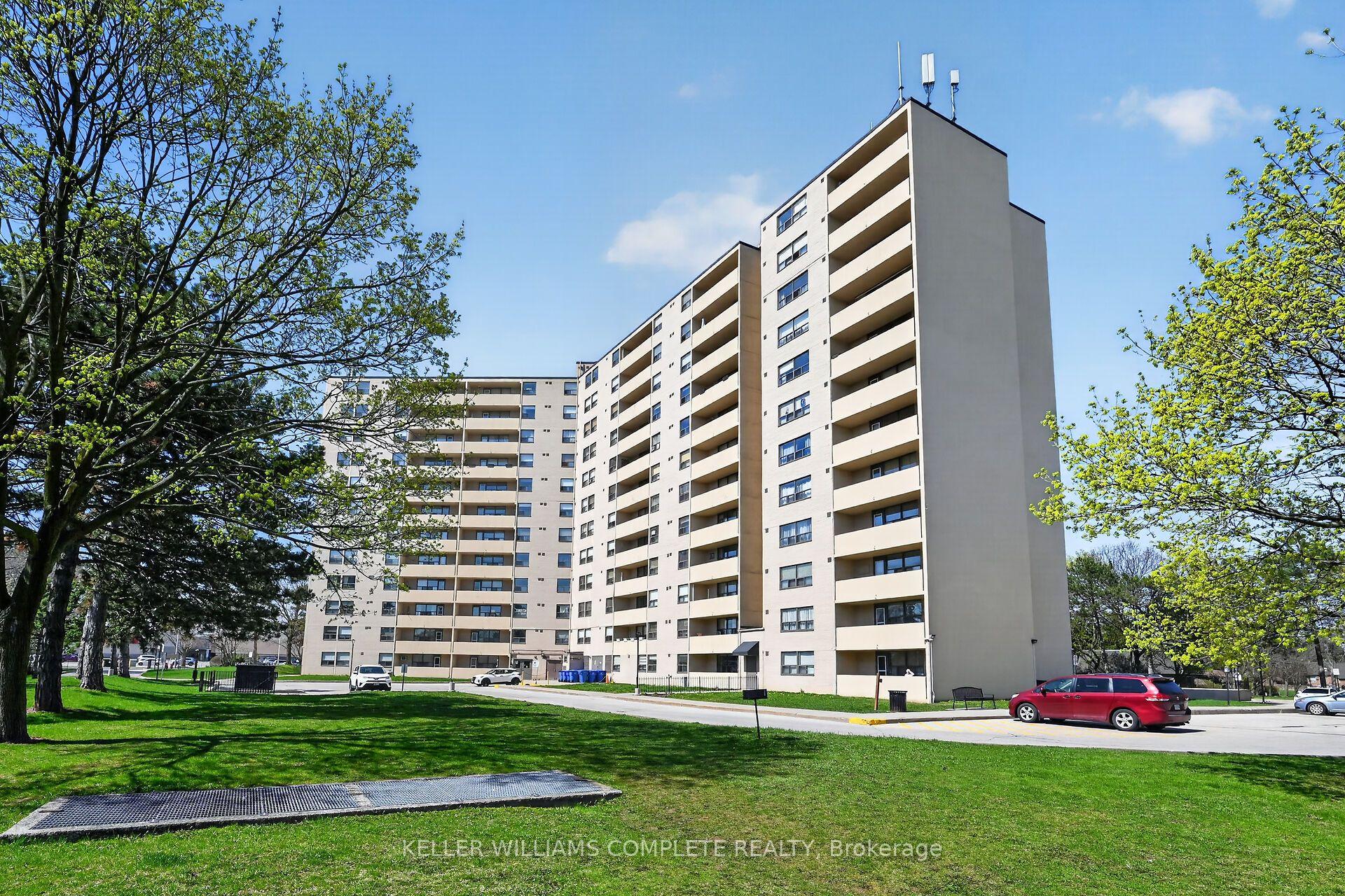 700 Dynes Road 904, Burlington, ON L7N 3M2