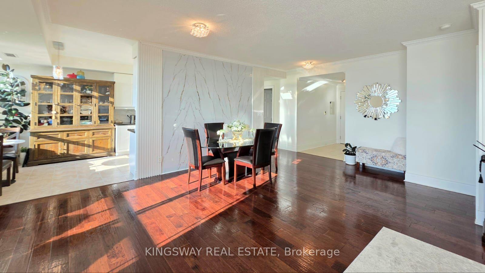 3880 Duke of York Boulevard 3009, Mississauga, ON L5B 4M7