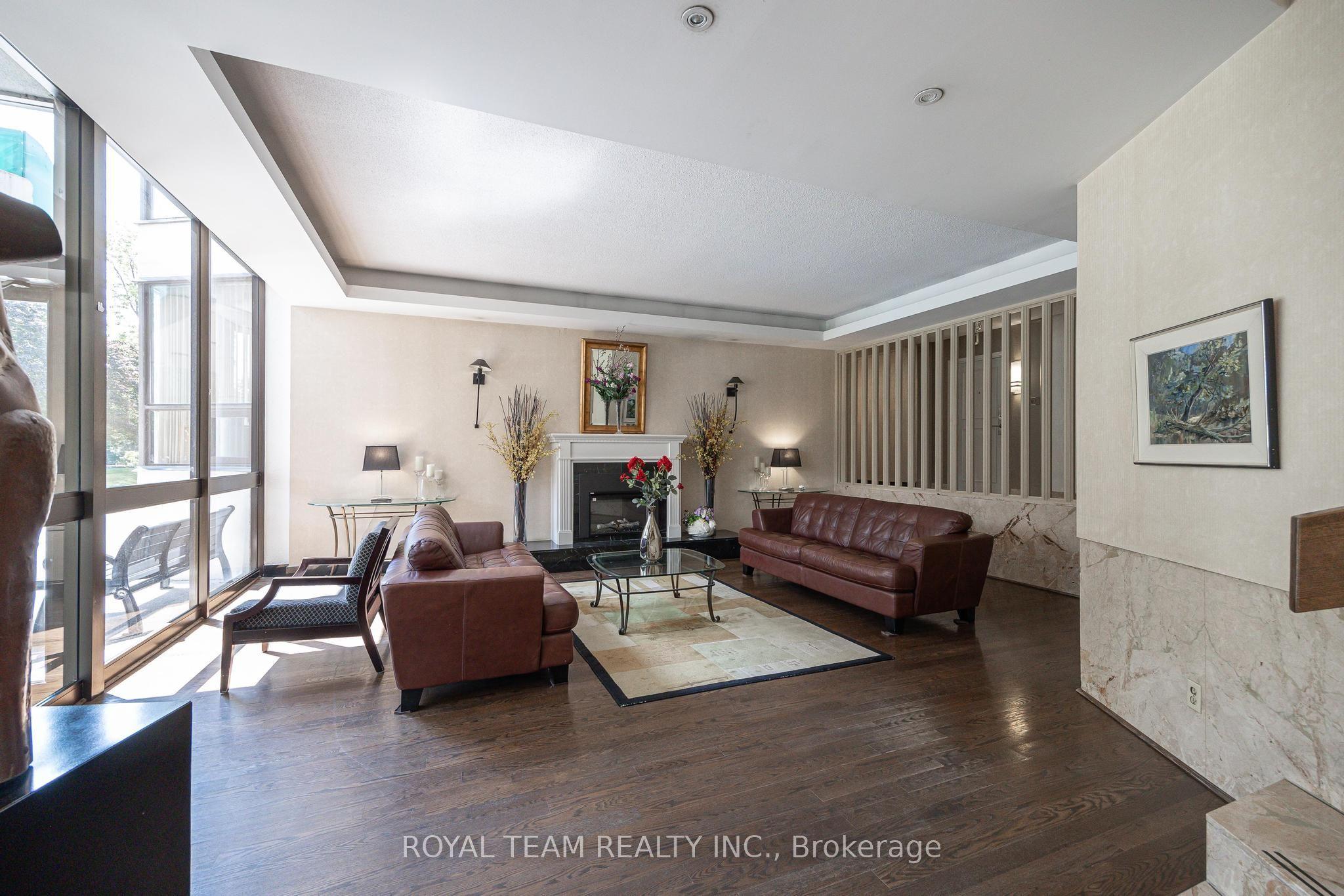 1333 Bloor Street 2004, Mississauga, ON L4Y 3T6
