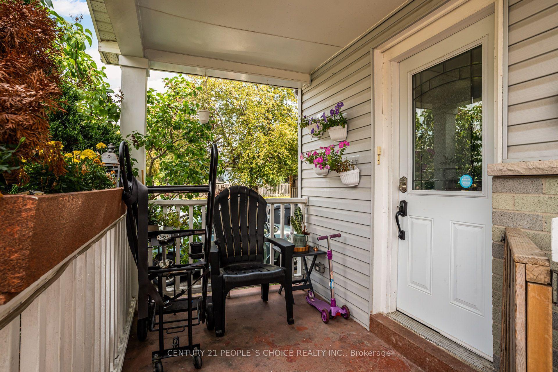 13 Jeffrey Street, Brampton, ON L6S 2M9