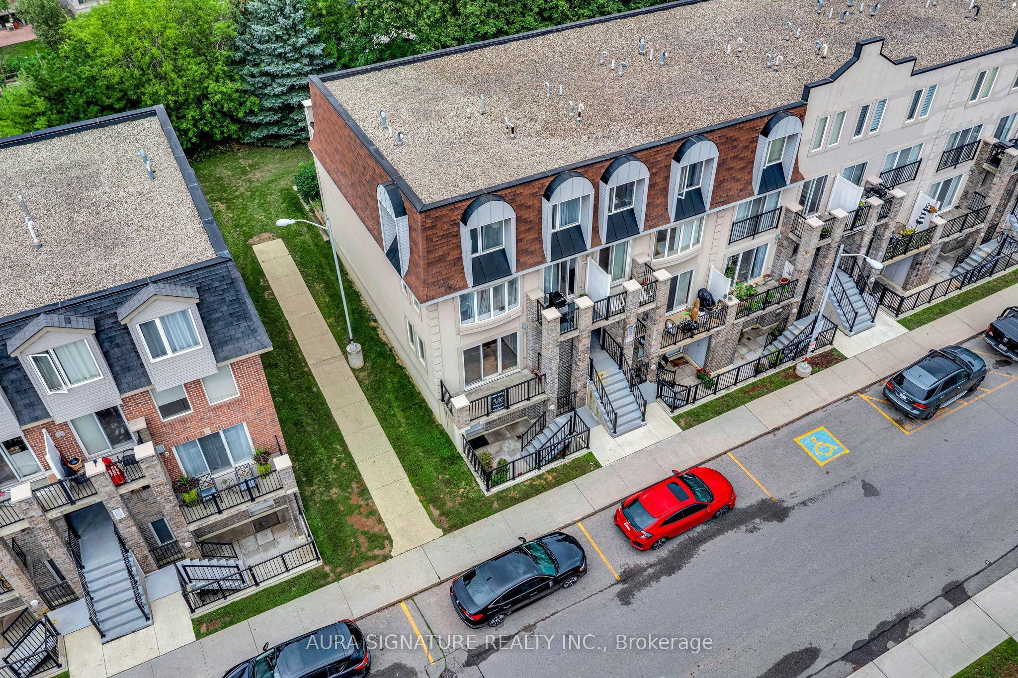 105 George Appleton Way 2142, Toronto, ON M3M 0A2