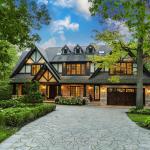 23 Riverside Crescent, Toronto, ON M6S 1B5