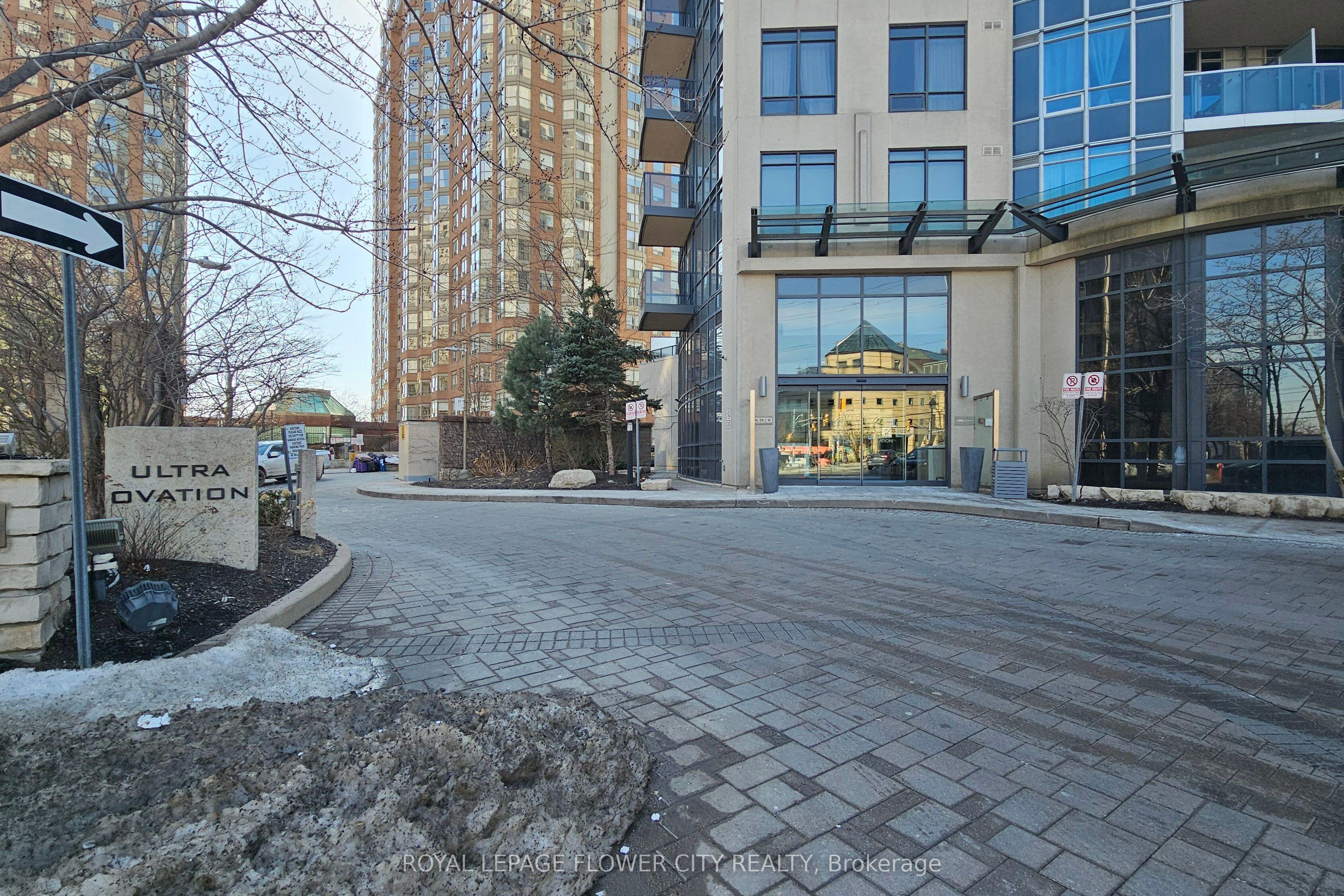 330 Burnhamthorpe Road W 1902, Mississauga, ON L5B 0E1