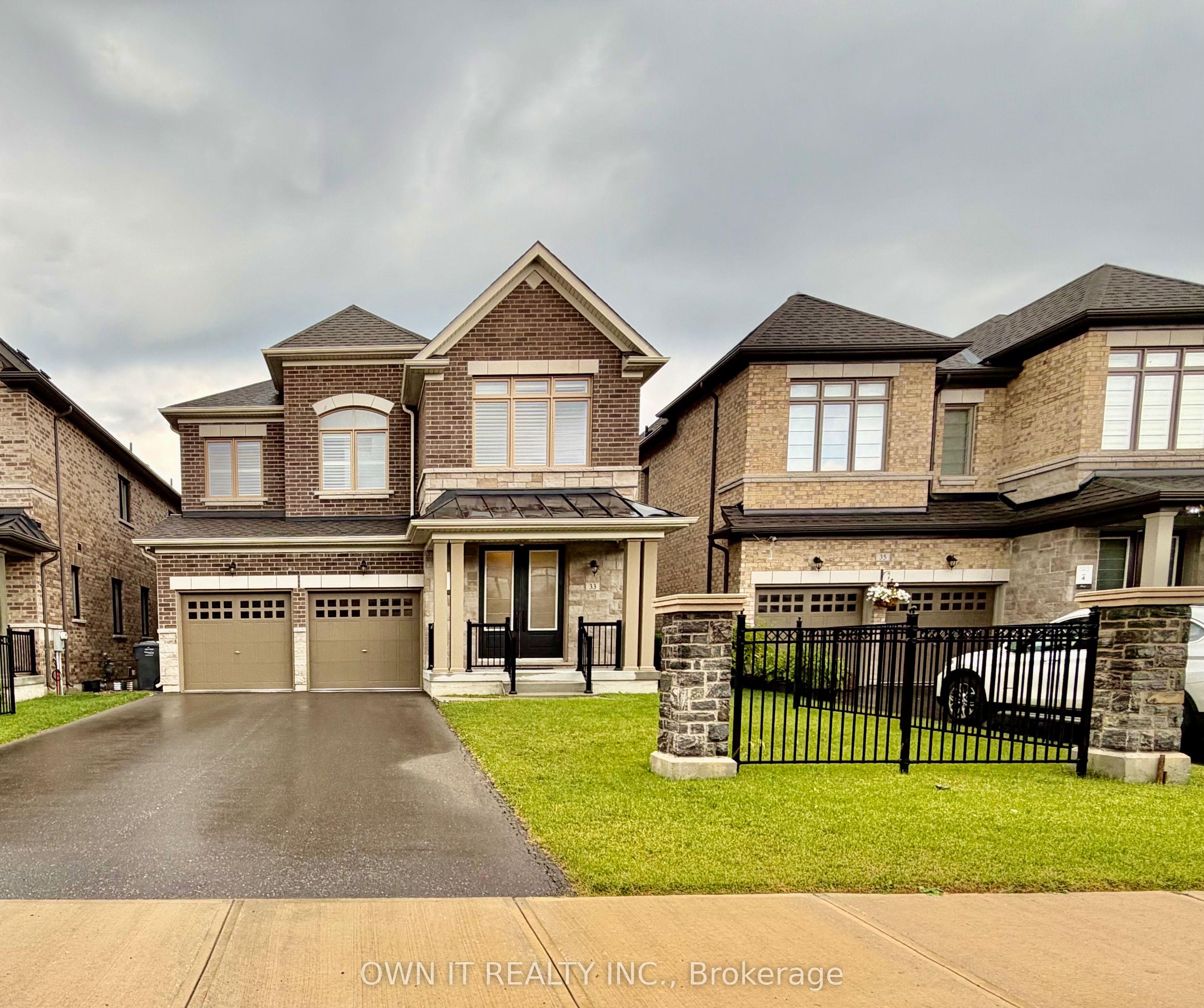 33 Lost Canyon Way, Brampton, ON L6X 3A6