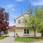 22 Bent Oak Circle, Mississauga, ON L5N 4J2