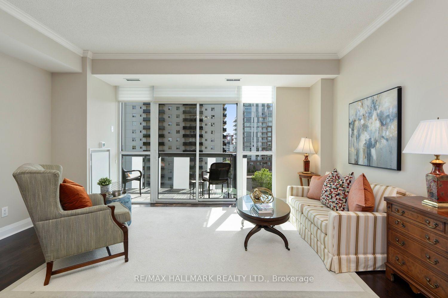 1 Hurontario Street 601, Mississauga, ON L5G 0A3