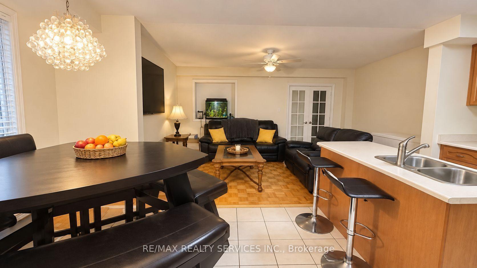 39 Cadillac Crescent, Brampton, ON L7A 3B3