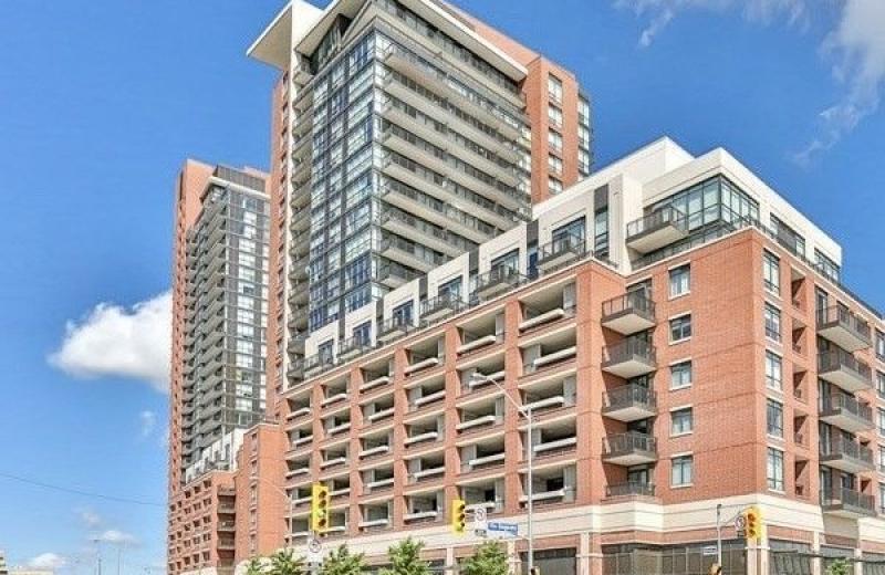 800 Lawrence Avenue, Toronto, ON M6A 1C2