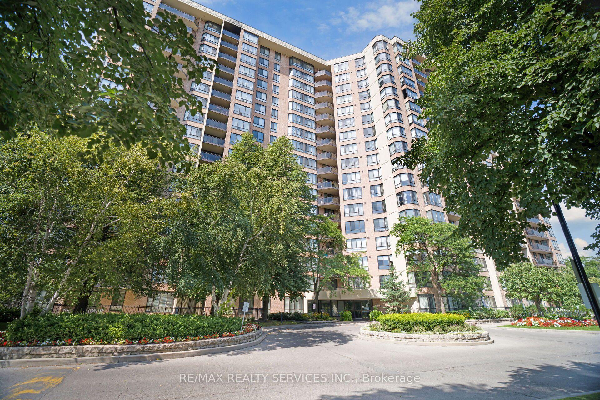 20 Cherrytree Drive 1606, Brampton, ON L6Y 3V1