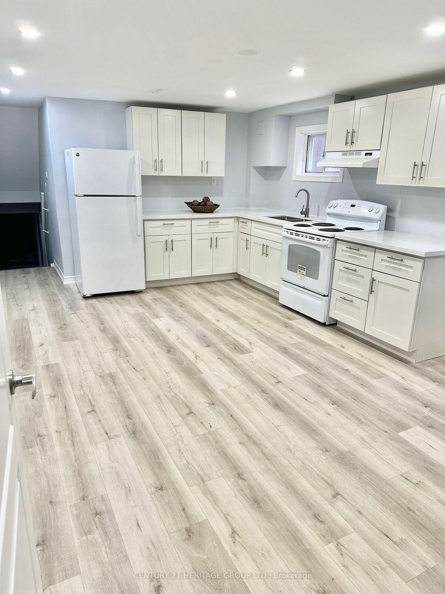 32 Histon Crescent Lower, Brampton, ON L6V 3R1