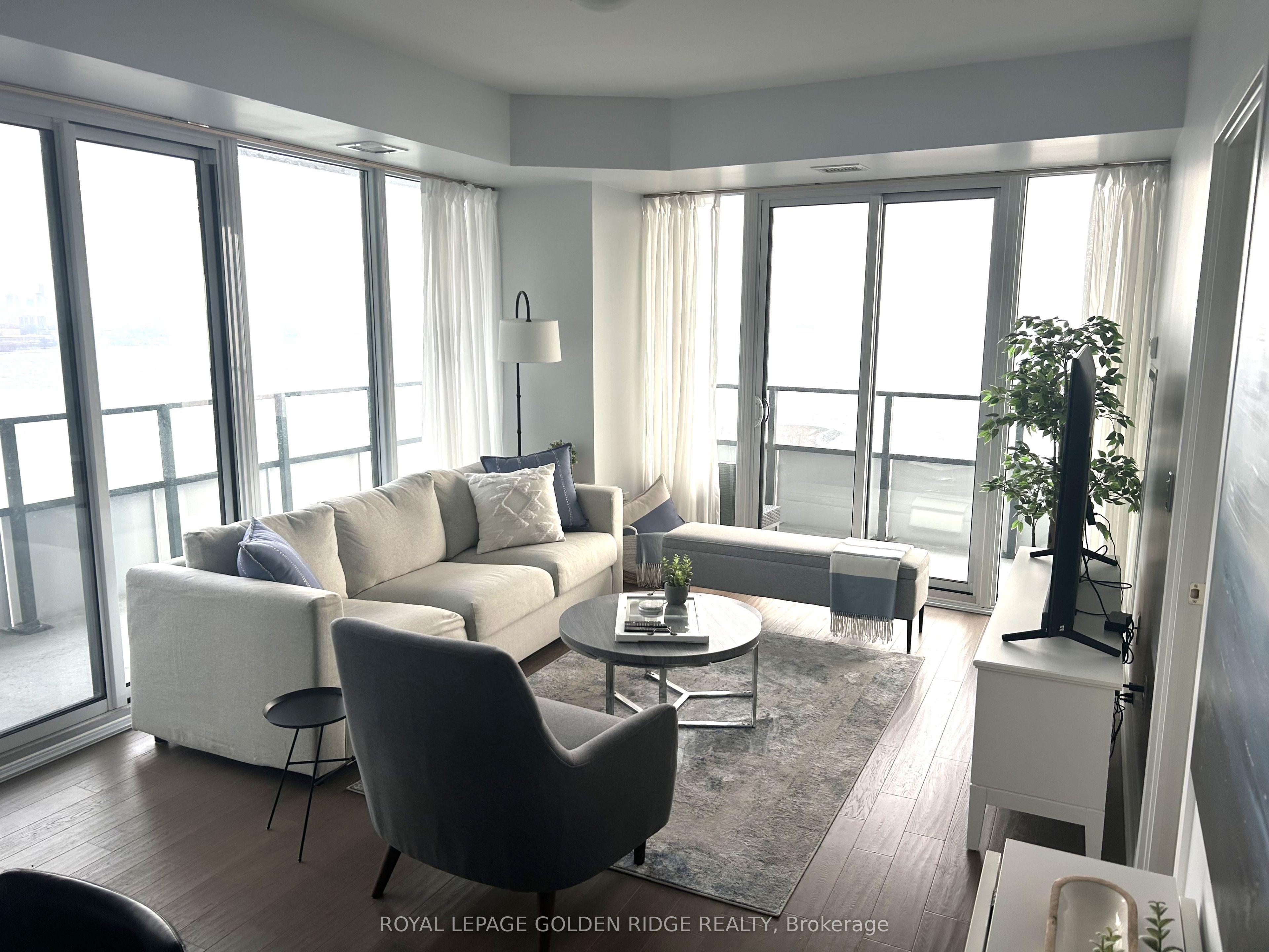 20 Shore Breeze Drive S 2607, Toronto, ON M8V 0C7