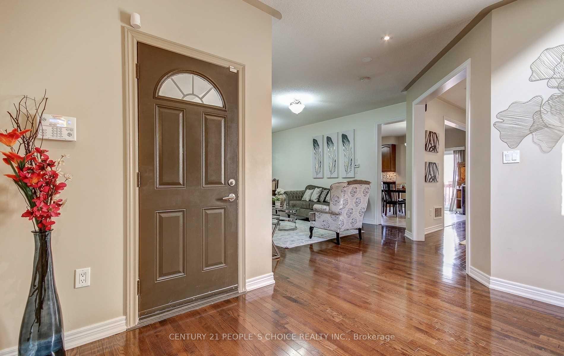 3 Seastar Road Upper, Brampton, ON L6Y 0N9