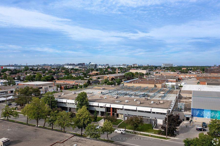 75 Dufflaw Road 203A, Toronto, ON M6A 2W4
