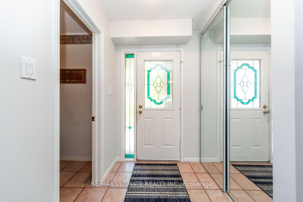 3 Aron Drive, Brampton, ON L6Y 2S3