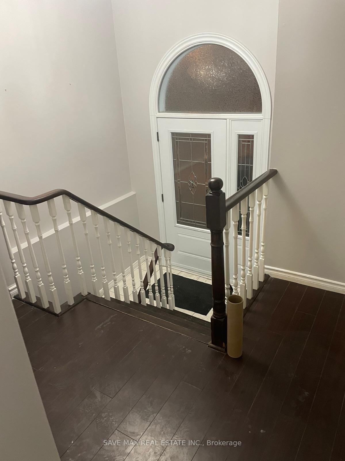 28 Royal Salisbury Way, Brampton, ON L6V 3J6