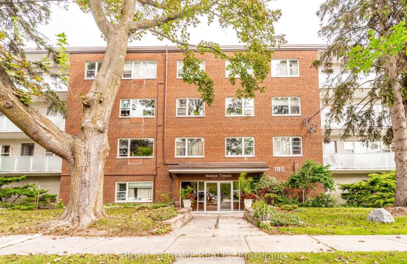 185 Stephen Drive 406, Toronto, ON M8Y 3N5