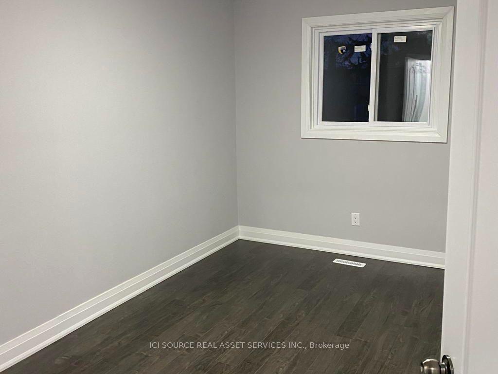77 Newbridge Crescent, Brampton, ON L6S 4B5