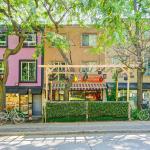 133 Jefferson Avenue B, Toronto, ON M6K 3E4
