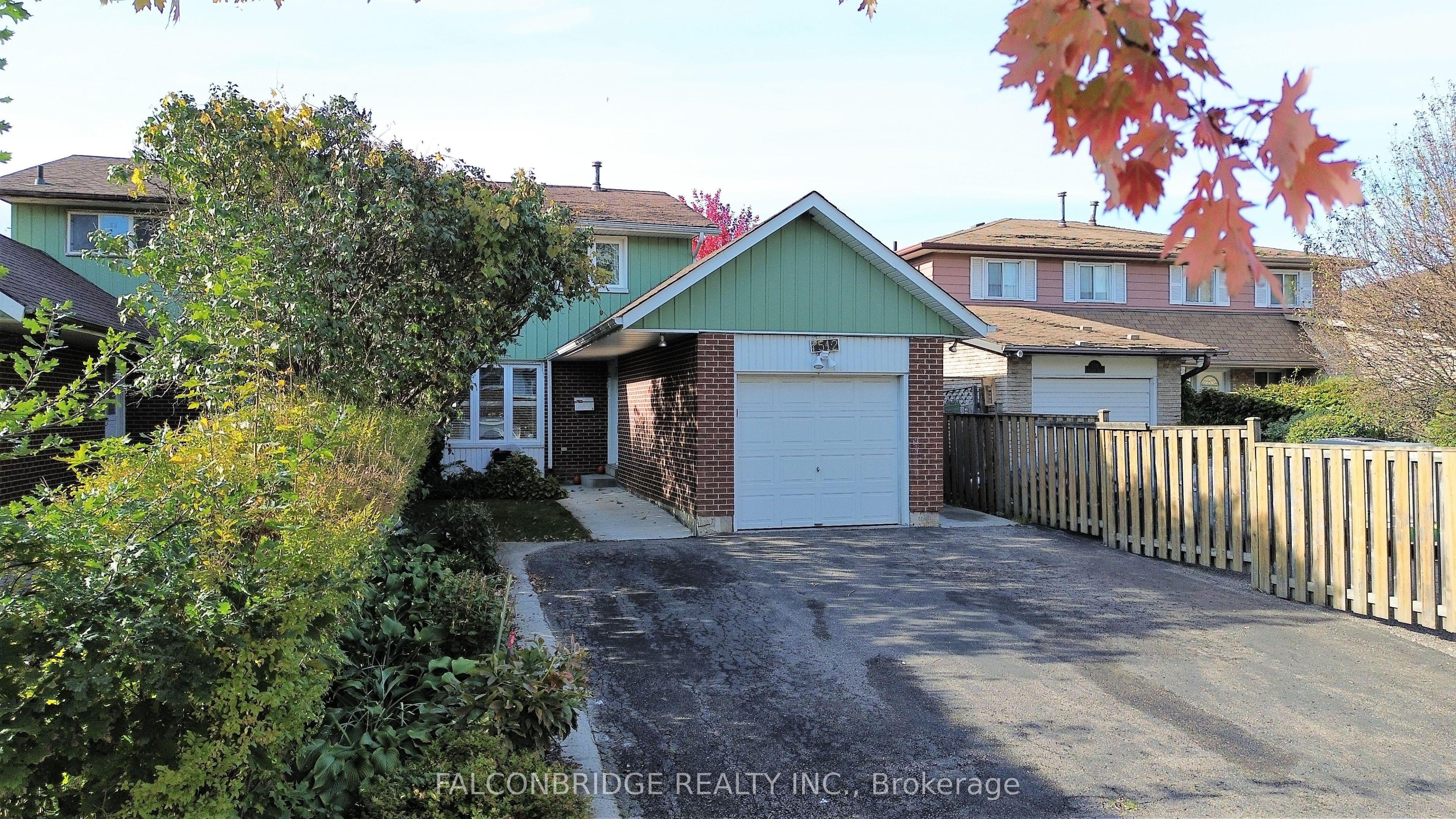 7512 Wildfern Drive, Mississauga, ON L4T 3P6