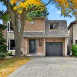 2467 Grindstone Court, Mississauga, ON L5L 3K8