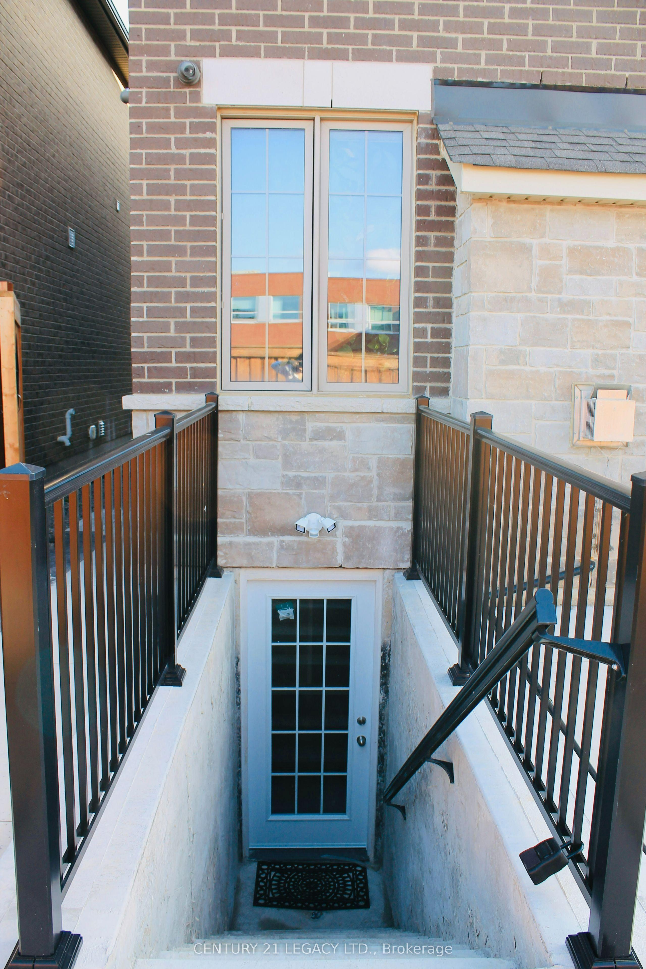 1267 Kovachik Boulevard, Milton, ON L9E 1W7