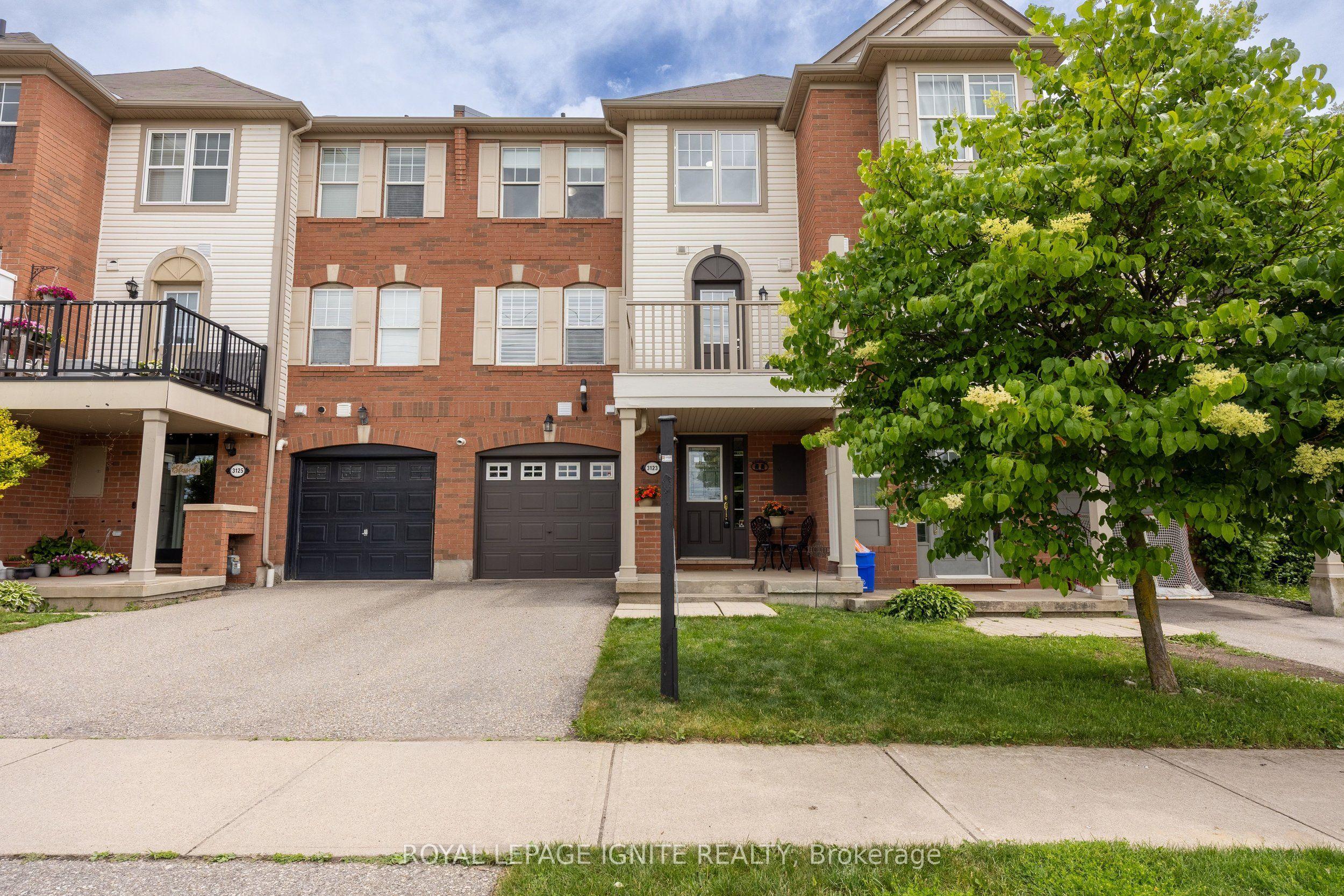 3123 Stornoway Circle, Oakville, ON L6M 5H9