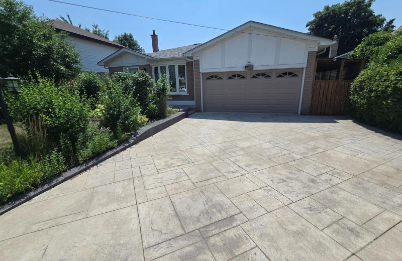 285 Fiona Terrace BSMT, Mississauga, ON L5A 3E5