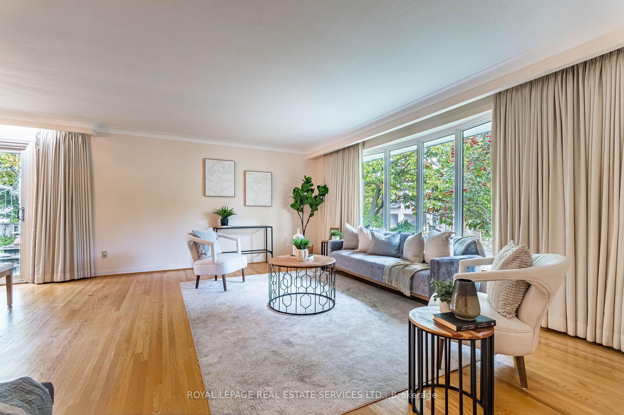 220 Edenbridge Drive, Toronto, ON M9A 3H1