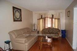 959 Summerbreeze Court, Mississauga, ON L5V 1C9