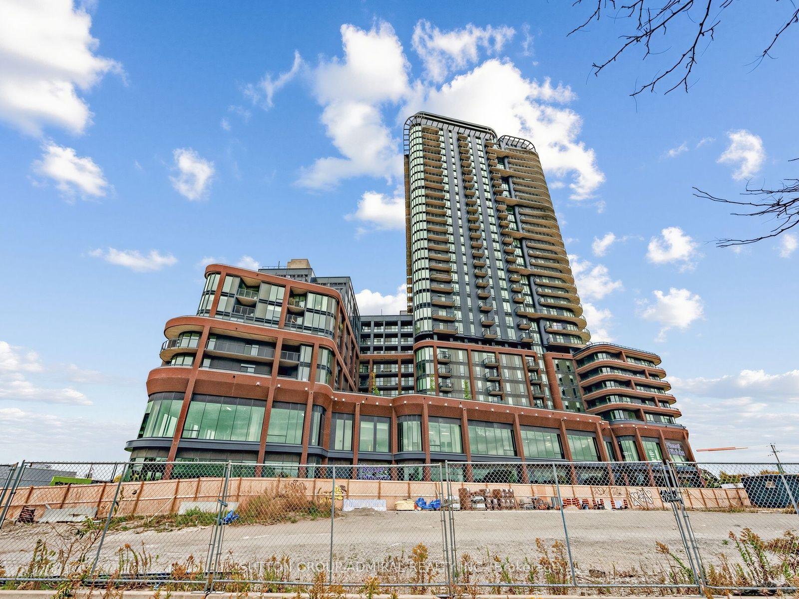 1185 Dupont Street 914, Toronto, ON M6H 0G5