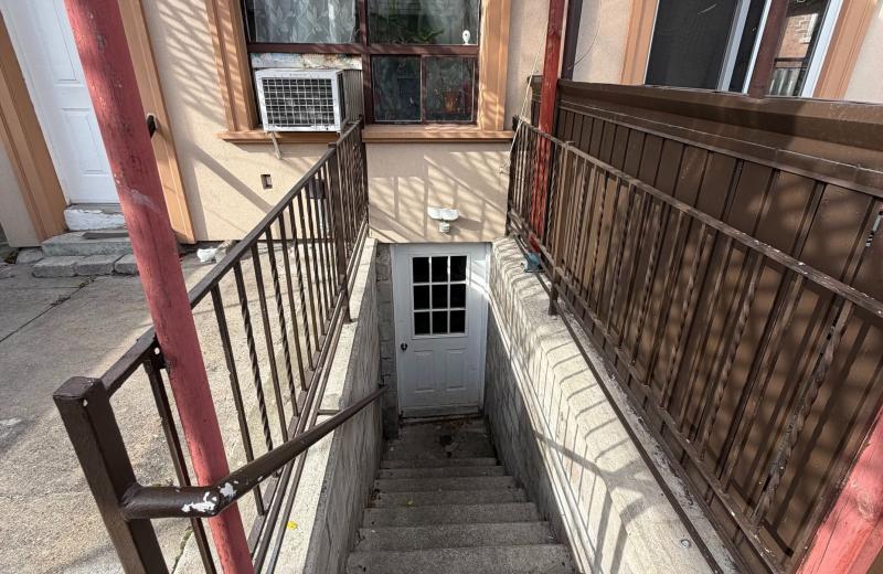 135 Emerson Avenue Basement Unit 2, Toronto, ON M6H 3T2