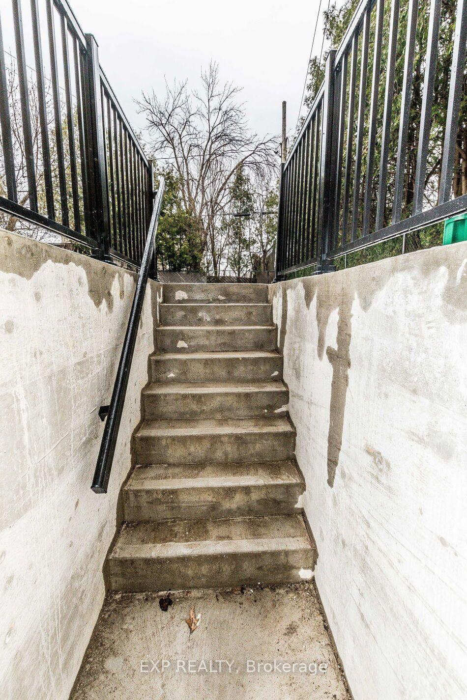 91 Corby Crescent Basement Apartment, Brampton, ON L6Y 1H3