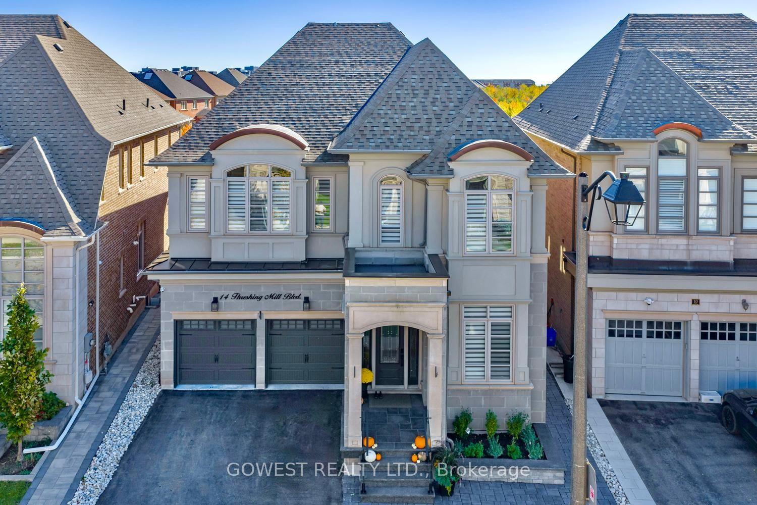 14 Threshing Mill Boulevard, Oakville, ON L6H 0V7