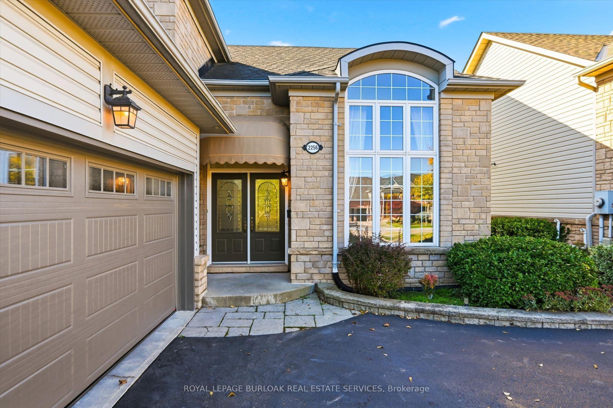 2256 Turnberry Road, Burlington, ON L7M 4S6