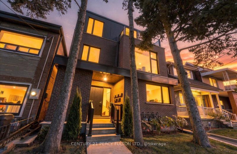 113 Hatherley Road 2, Toronto, ON M6E 1W4