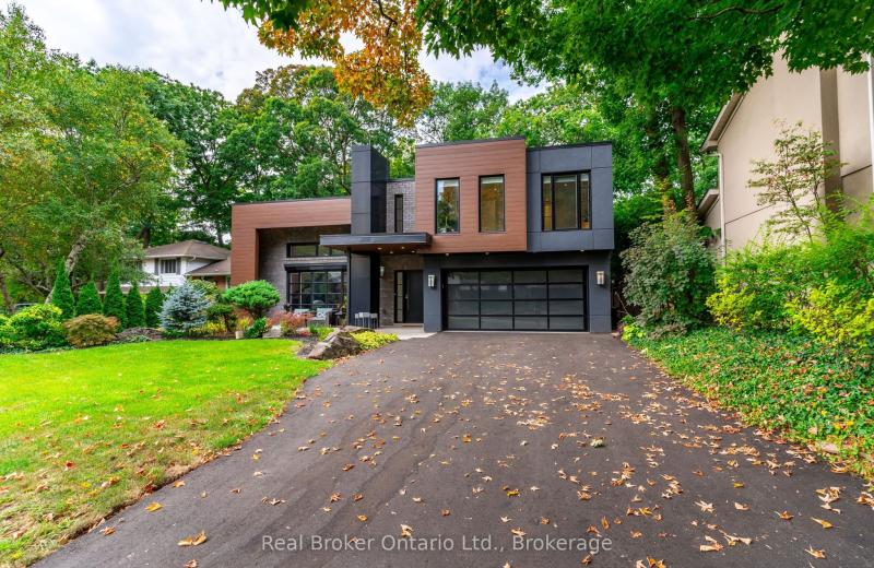 5071 Spruce Avenue, Burlington, ON L7L 1M6