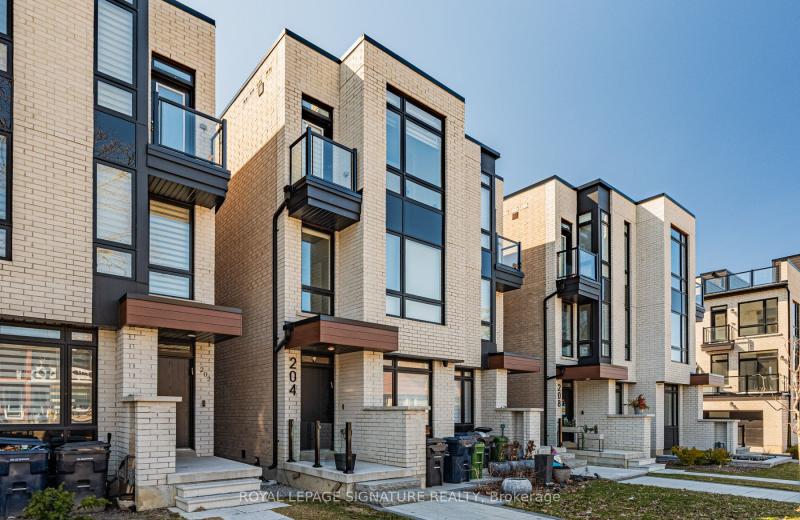 204 McRoberts Avenue, Toronto, ON M6E 0B2
