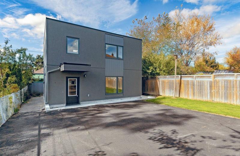 30 Snider Avenue GSuite, Toronto, ON M6E 4R9