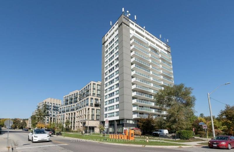 293 The Kingsway 207, Toronto, ON M9A 0E8