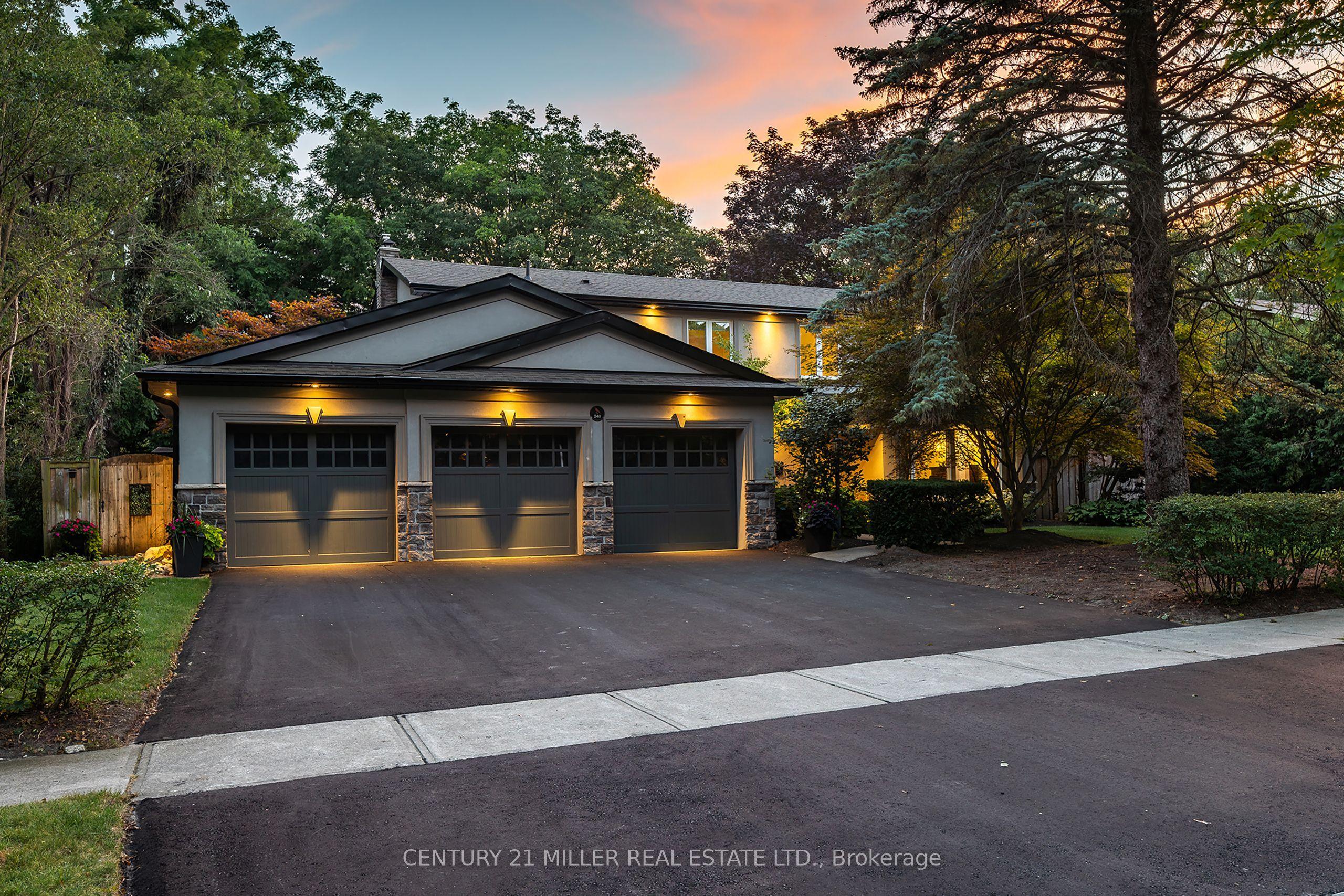 240 Colchester Drive, Oakville, ON L6J 5S5