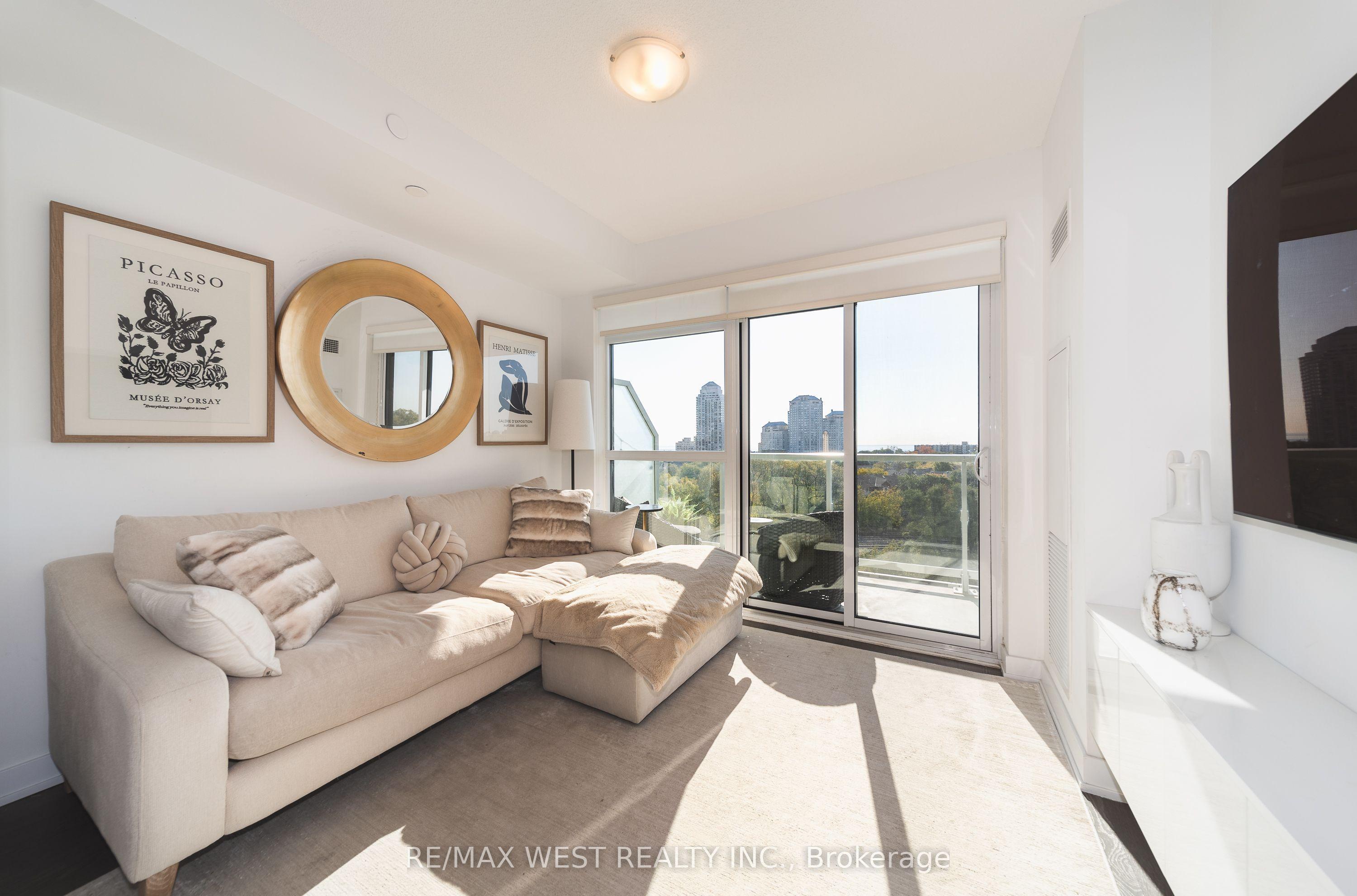 251 Manitoba Street 706, Toronto, ON M8Y 0B7