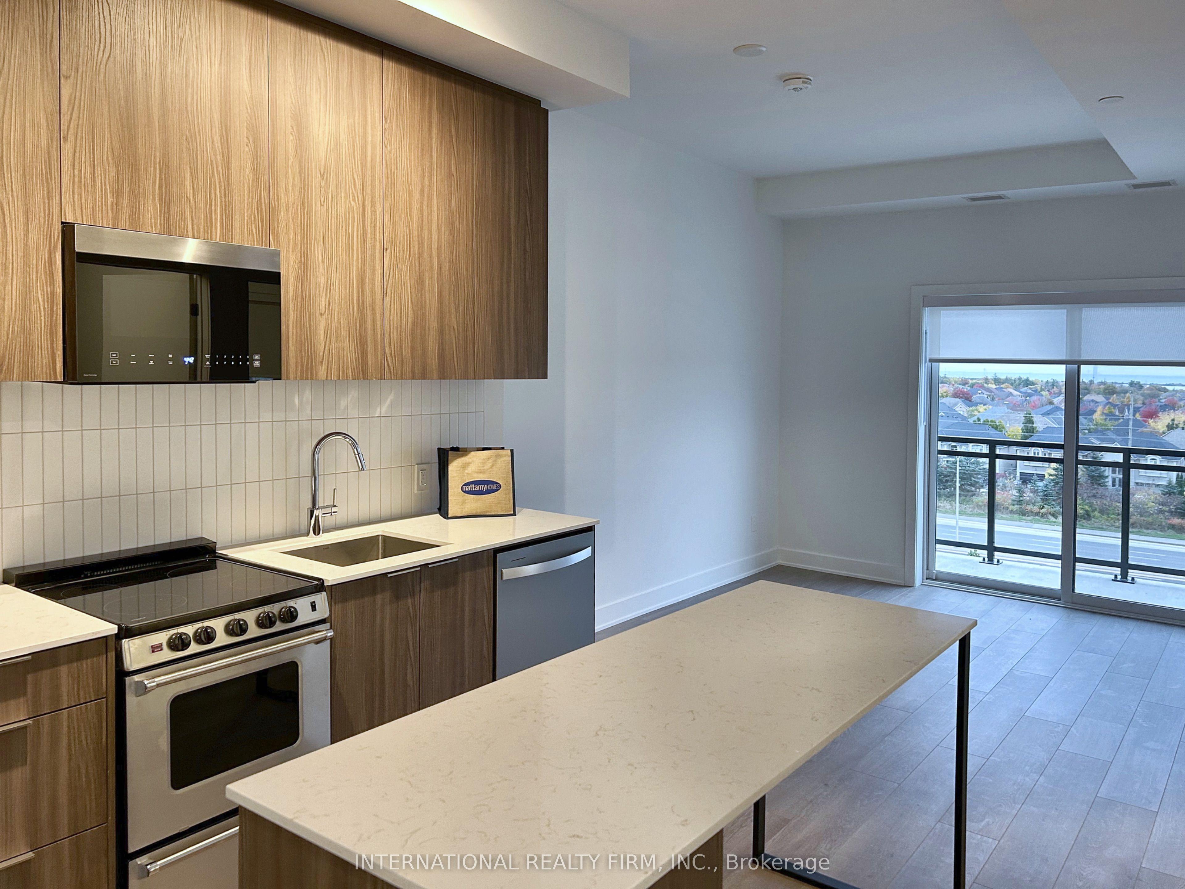 3008 William Cutmore Boulevard 719, Oakville, ON L6H 8A4