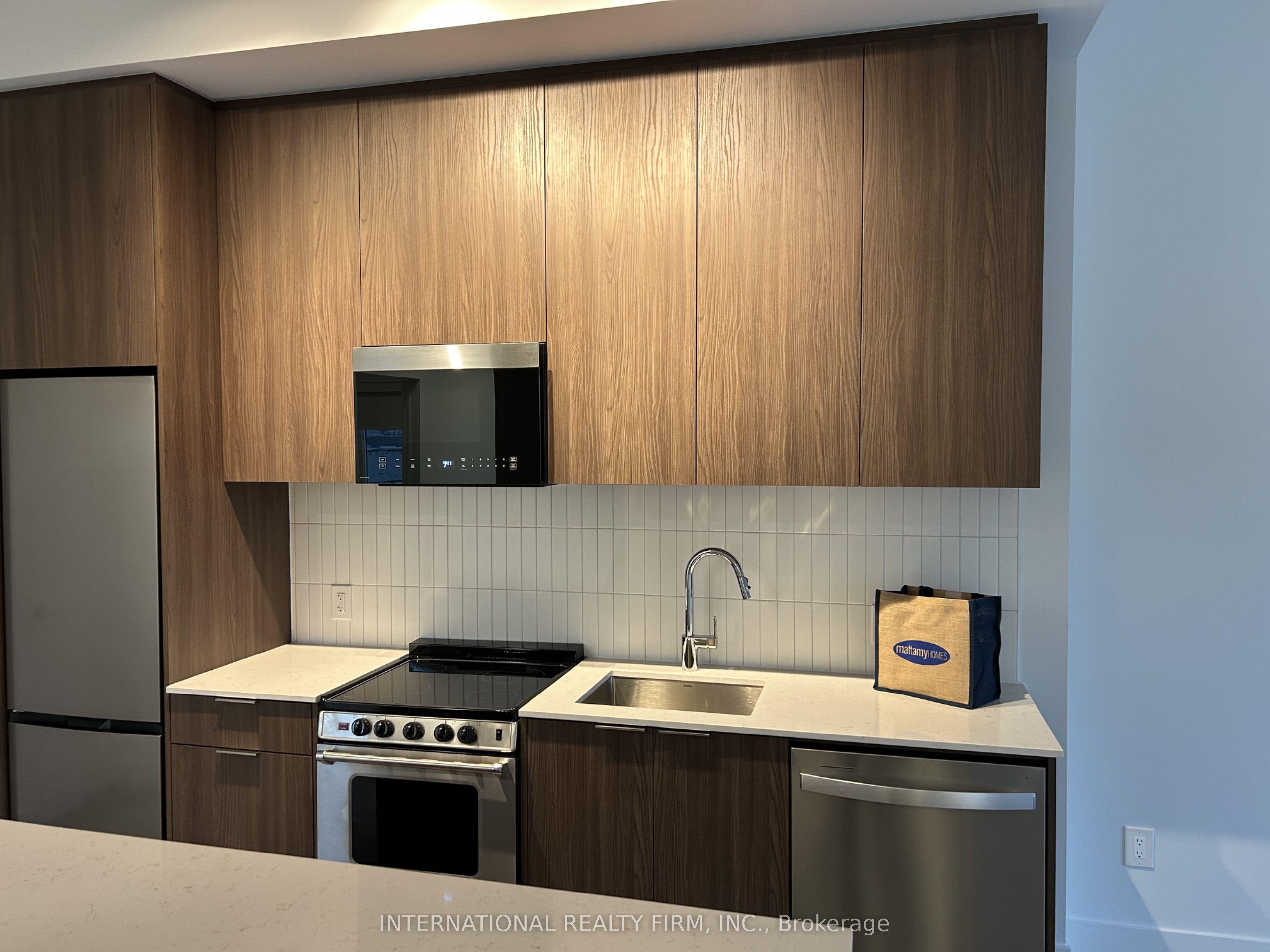 3008 William Cutmore Boulevard 719, Oakville, ON L6H 8A4