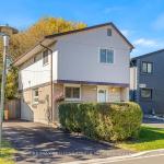 11 Grand Rapids Square, Brampton, ON L6S 2H9