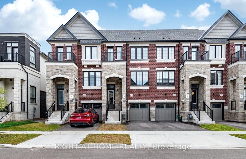 1330 Shevchenko Boulevard, Oakville, ON L6M 5R4