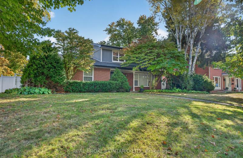 192 Waldoncroft Crescent, Burlington, ON L7L 3A5